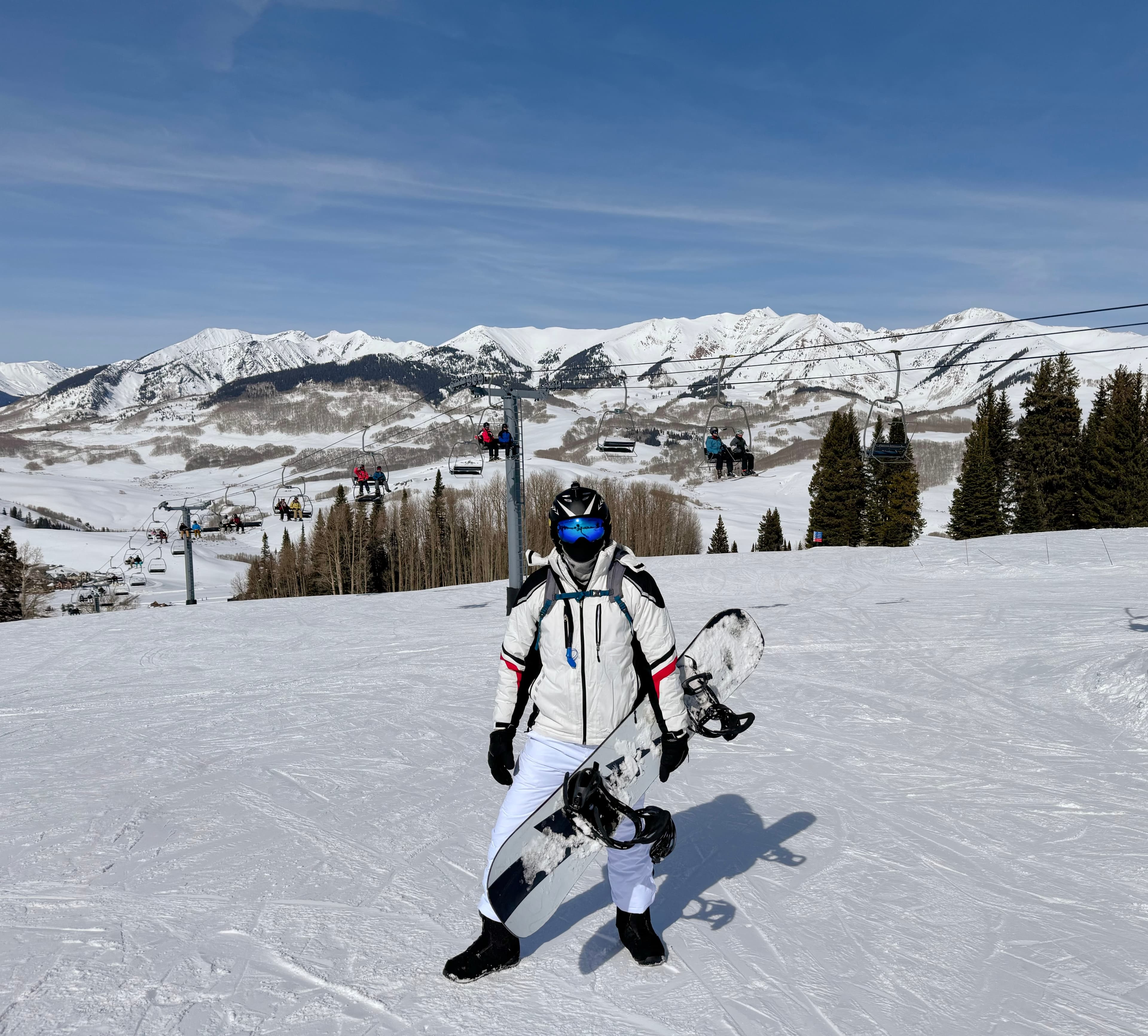 Mohamed snowboarding